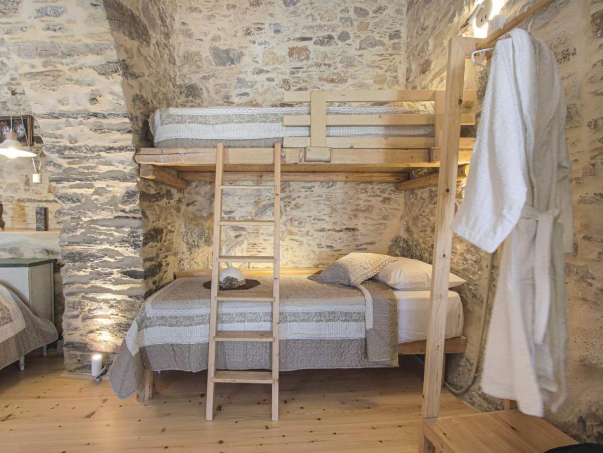 Azura, traditional residence in Ano Syros Exterior foto
